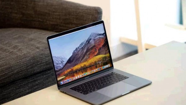 4.5万元顶配MacBook Pro第一印象：屏幕效果更好了