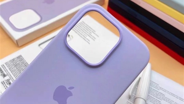 疑似苹果 iPhone 14 Pro 紫色版官方硅胶壳提前现身-ios学习从入门到精通尽在姬长信