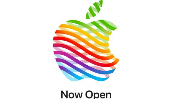 苹果庆祝洛杉矶 Grove Apple Store 零售店开业，CEO 库克现场参与互动-ios学习从入门到精通尽在姬长信