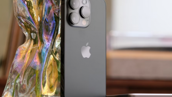 消息称苹果 iPhone 16 系列手机不再使用夏普相机模块-ios学习从入门到精通尽在姬长信