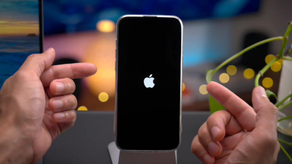 苹果 CEO 库克称正改善供需平衡：第 4 季度努力提高 iPhone 15 Pro / Max 产量-ios学习从入门到精通尽在姬长信