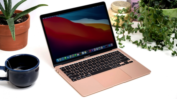 消息称苹果15.5英寸MacBook Air将于2023年春季发布-ios学习从入门到精通尽在姬长信